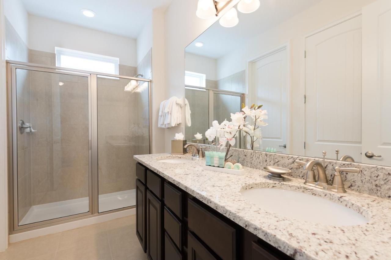 Cozy Home By Rentyl Near Disney With Private Pool & Resort Amenities - 7416M Orlando Eksteriør billede