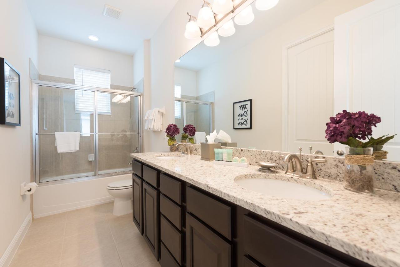 Cozy Home By Rentyl Near Disney With Private Pool & Resort Amenities - 7416M Orlando Eksteriør billede